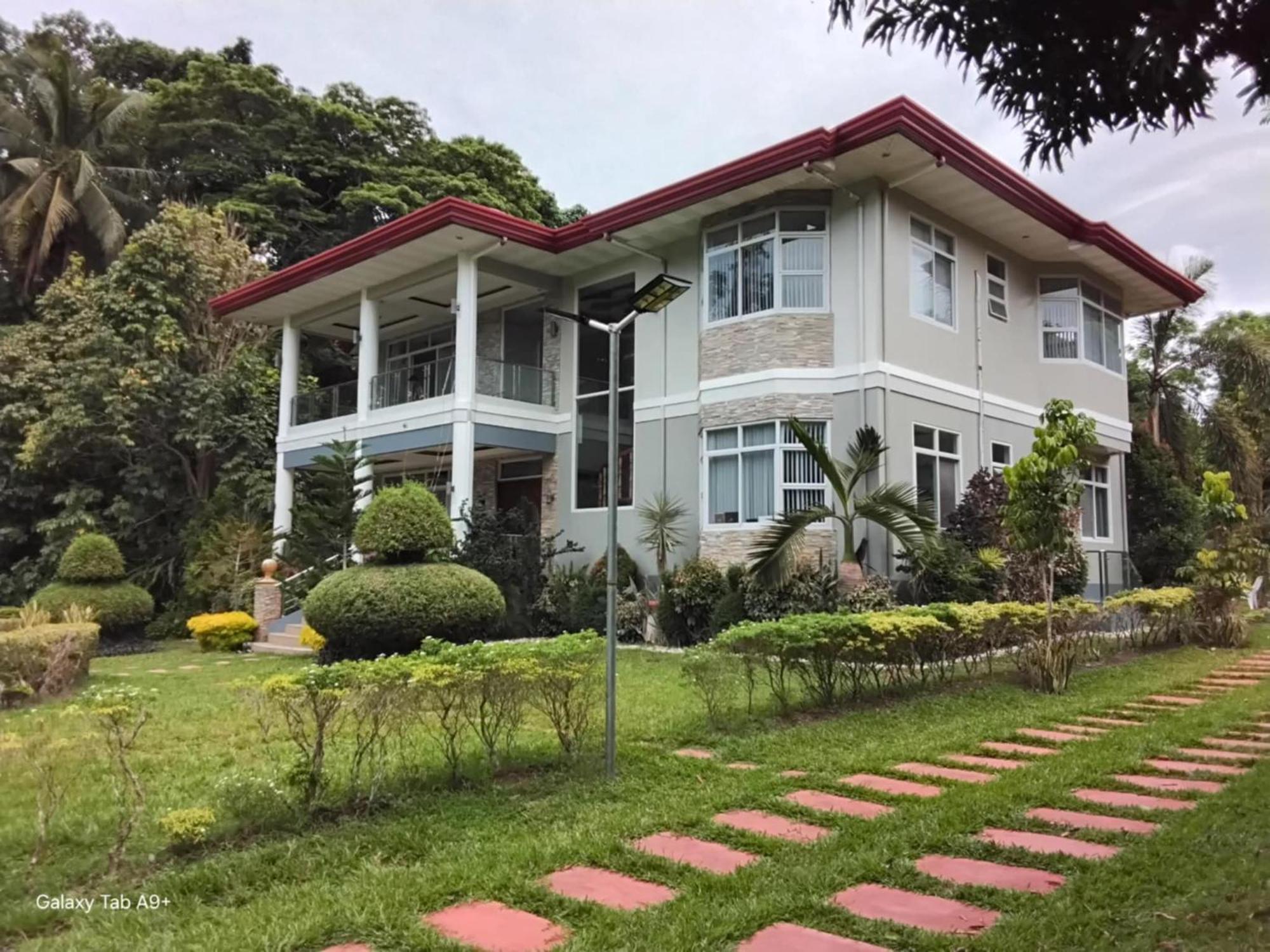 Camiguin Lanzones Resort Mambajao Esterno foto