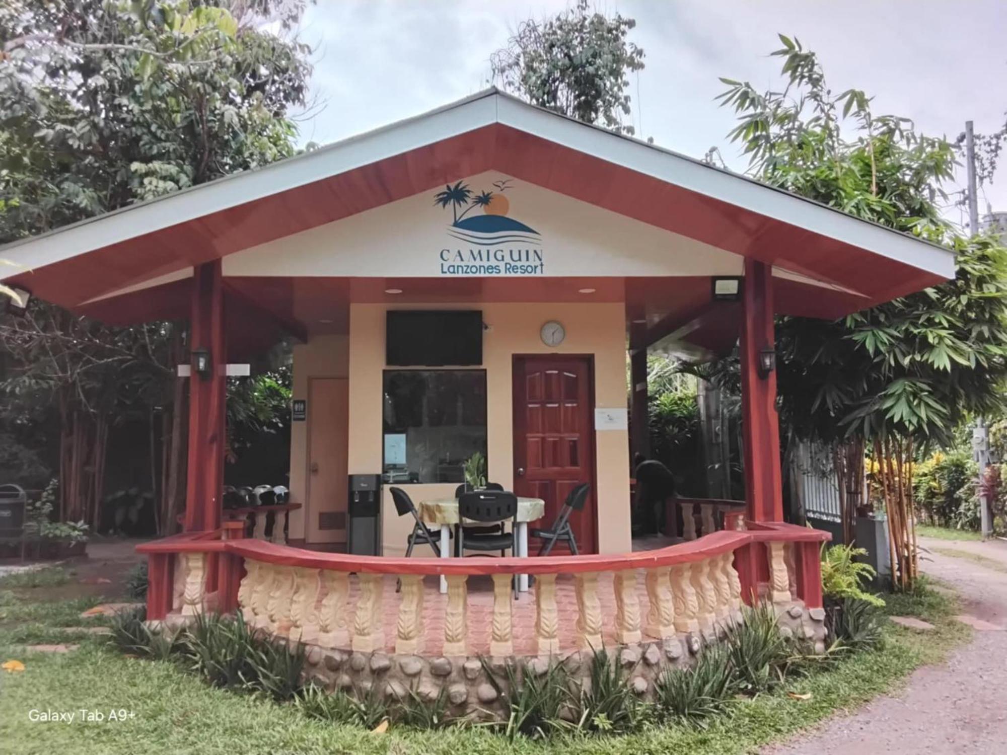 Camiguin Lanzones Resort Mambajao Esterno foto