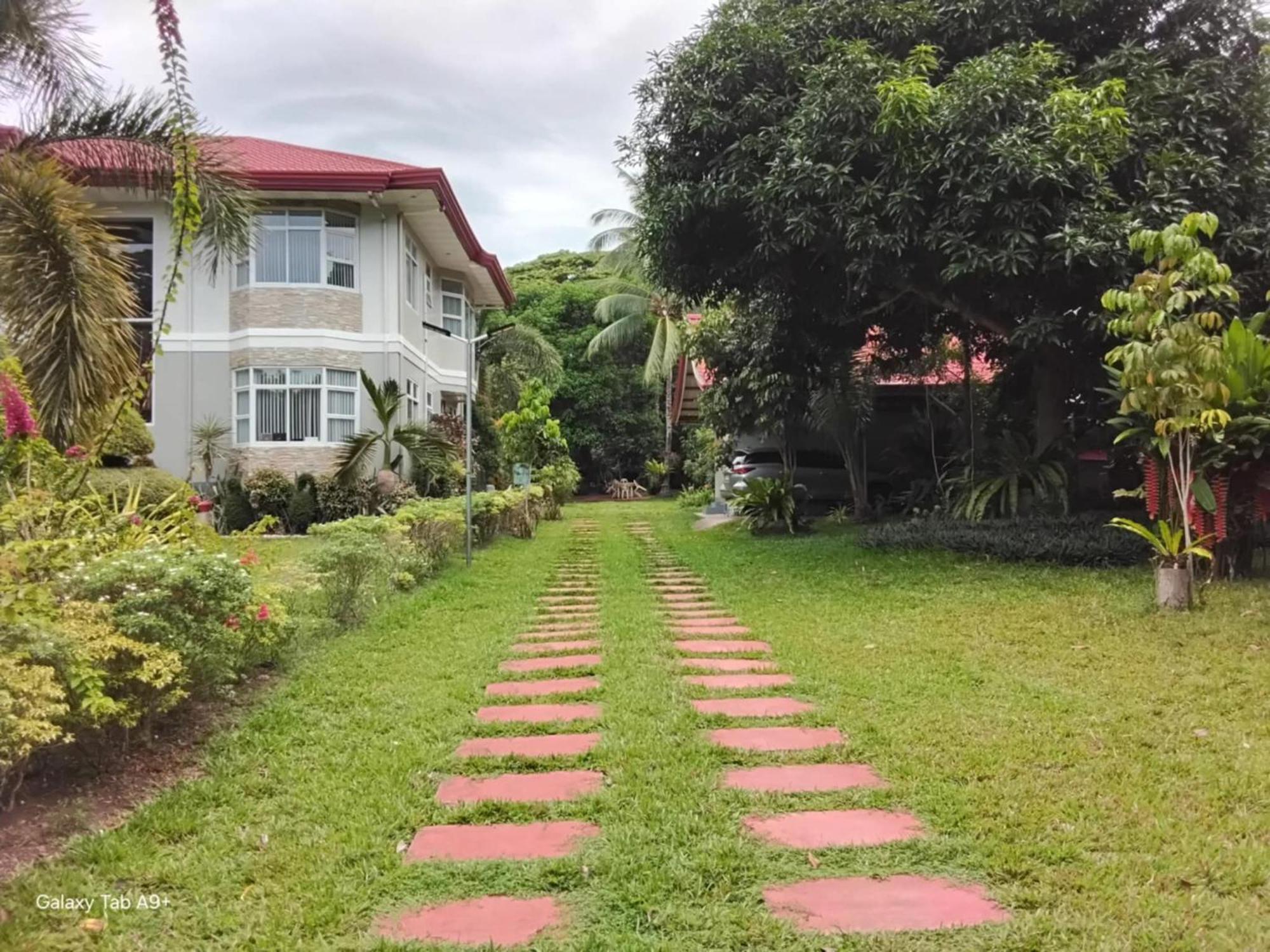 Camiguin Lanzones Resort Mambajao Esterno foto